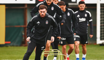 Beşiktaş, Samsunspor Deplasmanı İçin Hazırlıklarını Sürdürüyor: Sergen Yalçın Taktik Çalışmalara Ağırlık Verdi