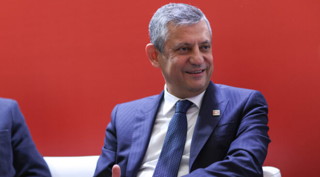 CHP Lideri Özgür Özel’den Uluslararası Ziyaretler: Japonya, İtalya ve Hollanda’dan Önemli İsimlerle Görüştü