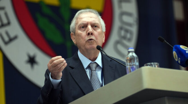Aziz Yıldırım’dan Fenerbahçe Yönetimine Sert Eleştiriler: ‘Kulüp Çürümüşlük İçinde!’