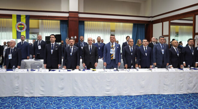Fenerbahçe Yüksek Divan Kurulu’nda Şampiyonluk Yarışı ve Birlik Mesajları