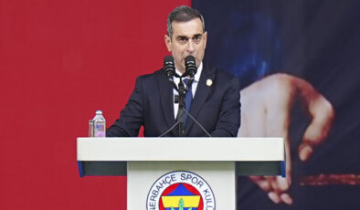 Fenerbahçe’de Nisan Ayı Divan Kurulu Toplantısı: Şampiyonluk Yarışı ve Futboldaki Başarısızlık Ele Alındı