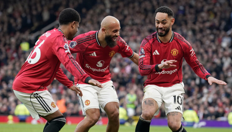 Manchester United, Chelsea’yi Deplasmanda Mağlup Etti: Premier Lig’de Heyecan Dorukta!