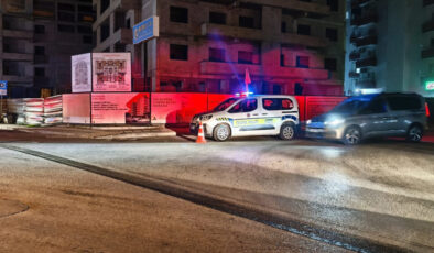 Tarsus’ta Feci Kaza: TIR’ın Çarptığı Suzan Gök Hayatını Kaybetti, Sürücü Gözaltına Alındı