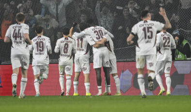 Trabzonspor, Başakşehir’i Ağırlıyor: Şampiyonluk Yarışında Kritik Viraj