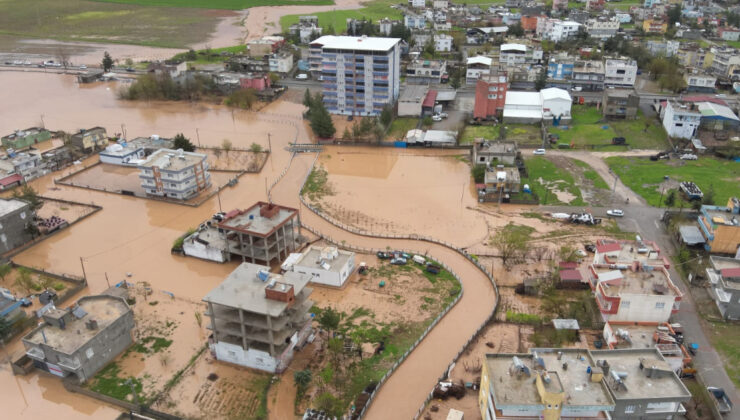 Siirt ve Kurtalan’da Sağanak Yağış: Evleri ve İş Yerlerini Su Bastı, Hayvanlar Telef Oldu