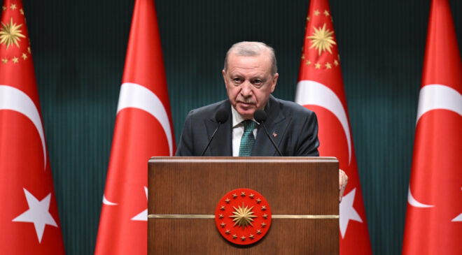 Cumhurbaşkanlığı Kabinesi Toplanıyor: Savaş, Diplomasi ve Ekonomik Etkiler Masada