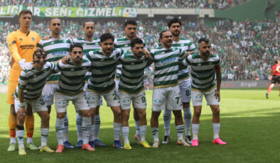 Bursaspor Şampiyon! 1. Lig’e Yükseldi ve Tarihe Geçti