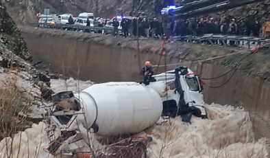 Bitlis’te Beton Mikseri Kazası: Şoför Engin Aras Kayıp, Arama Çalışmaları Sürüyor