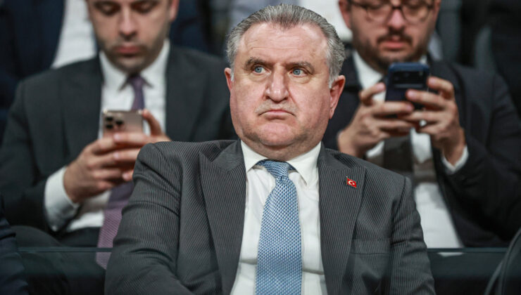 Bakan Bak’tan Bursaspor ve Batman Petrolspor’a Tebrik: Trendyol 1. Lig’e Yükseliş Kutlandı