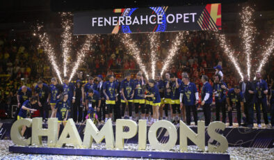 Fenerbahçe Opet, FIBA Kadınlar Euroleague Şampiyonu! Kupa Zaragoza’da Havaya Kalktı