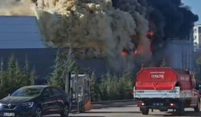 Ankara’da Boya Fabrikasında Yangın: Patlamalarla Birlikte Söndürme Çalışmaları Devam Ediyor
