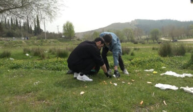 Bursa’da ‘Doğa Fedaileri’nden Örnek Çevre Duyarlılığı: Atıkları Toplayıp Farkındalık Yaratıyorlar