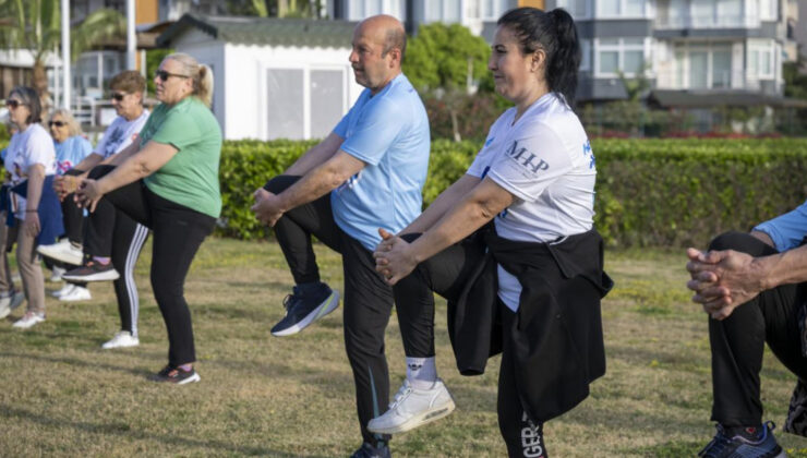 Mersin Büyükşehir’den ‘Harekete Devam’ Sloganıyla Sahil Sporu: Vatandaşlar Memnun