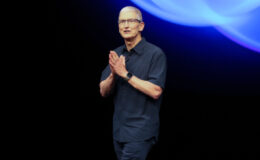 Apple CEO’su Tim Cook Görevden Ayrılıyor: Şirketin Yeni Lideri John Ternus Oluyor