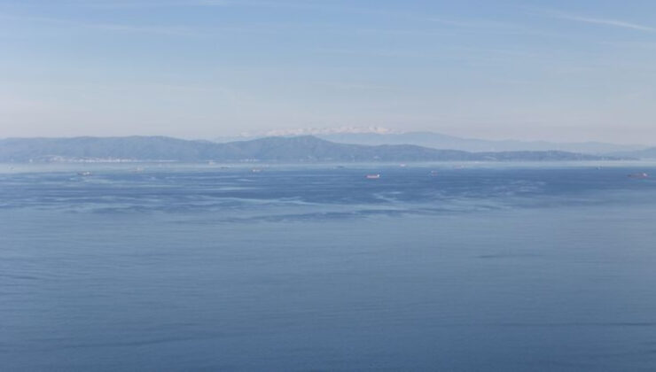 İstanbul’dan Uludağ Zirvesi Görüntülendi: Nadir Görülen Netlikte Muhteşem Manzara