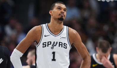 Victor Wembanyama NBA Tarihine Geçti: Yılın Savunmacısı Ödülünü Kazanan En Genç Oyuncu ve Oy Birliğiyle Seçilen İlk İsim