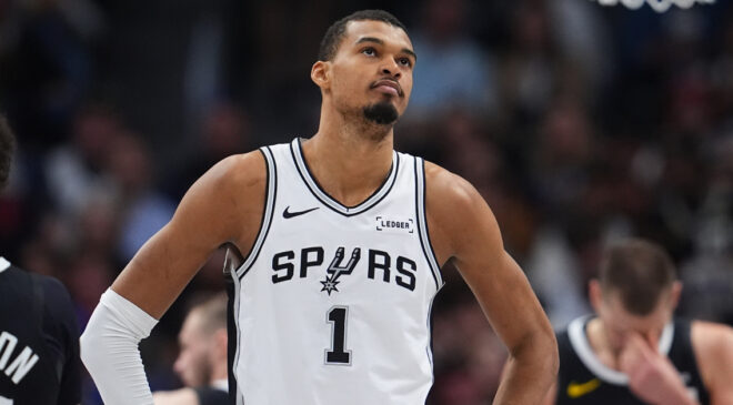 Victor Wembanyama NBA Tarihine Geçti: Yılın Savunmacısı Ödülünü Kazanan En Genç Oyuncu ve Oy Birliğiyle Seçilen İlk İsim