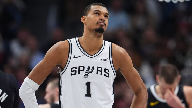 Victor Wembanyama NBA Tarihine Geçti: Yılın Savunmacısı Ödülünü Kazanan En Genç Oyuncu ve Oy Birliğiyle Seçilen İlk İsim