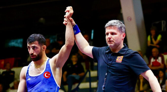 Murat Fırat’tan 2026 Avrupa Güreş Şampiyonası’nda Final Coşkusu! Altın Madalya İçin Sahada