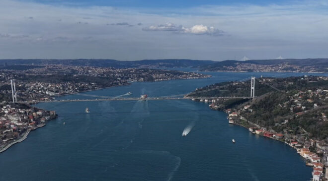 İstanbul Boğazı’nda Deniz Trafiği Duracak: Şehir Hatları Seferleri İptal Edildi, Yat Yarışları Hazırlığı