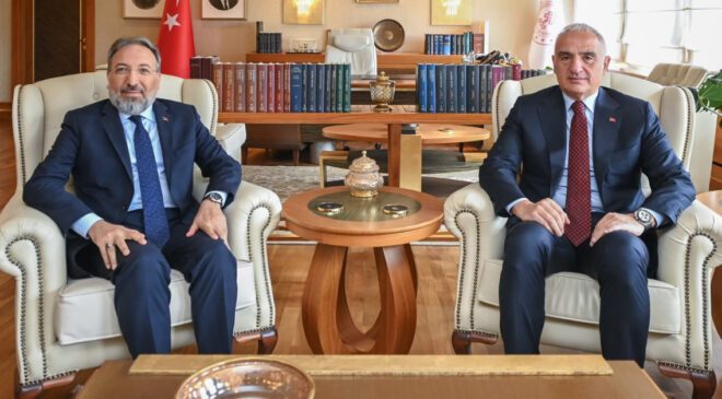Kültür ve Turizm Bakanı Ersoy, Diyanet İşleri Başkanı Arpaguş ile Tarihi Mirası Koruma İş Birliğini Görüştü