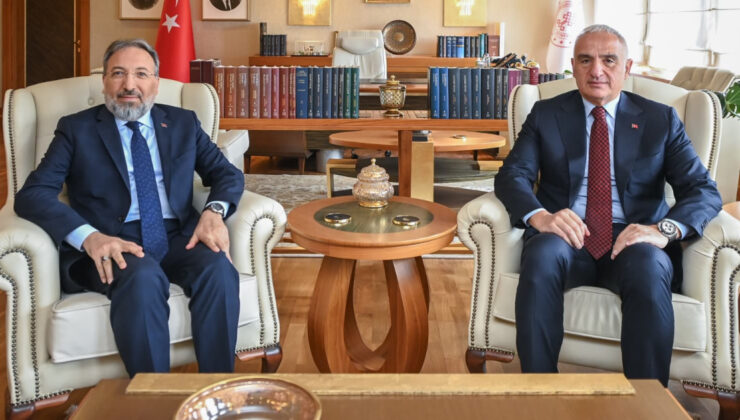Kültür ve Turizm Bakanı Ersoy, Diyanet İşleri Başkanı Arpaguş ile Tarihi Mirası Koruma İş Birliğini Görüştü