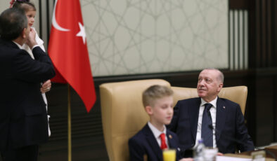 Cumhurbaşkanı Erdoğan’dan Çocuklara 23 Nisan Mesajı: ‘Hayallerinize Engel Koymayın!’