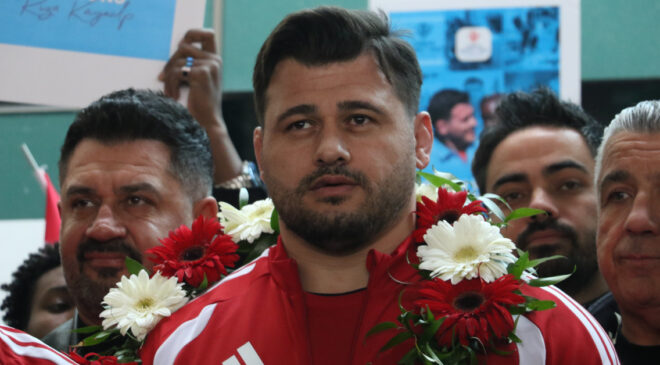 Rıza Kayaalp’ten Rekor Şampiyonluk: 13. Avrupa Şampiyonluğu ve Gurur Veren Dönüş!