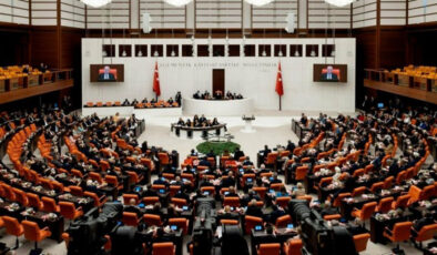 Doğum İzni Uzuyor, Sosyal Medya Düzenlemesi Geliyor: Yeni Yasal Düzenlemeler Komisyondan Geçti