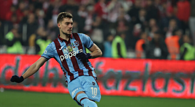 Trabzonspor’un Penaltı Zaferi Sonrası Muçi’den Açıklamalar: ‘Yarı Finali de Kazanmak İstiyoruz’