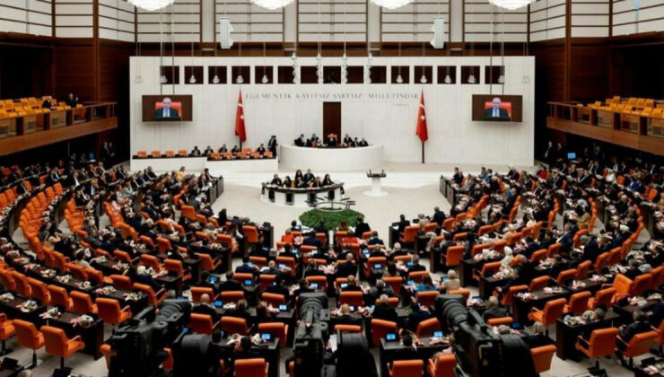 Doğum İzni Uzuyor, Sosyal Medya Düzenlemesi Geliyor: Yeni Yasal Düzenlemeler Komisyondan Geçti