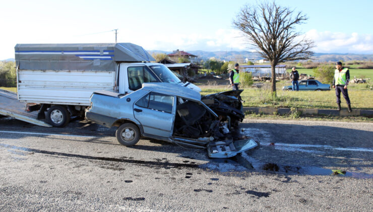 Taşköprü’de Feci Kaza: Otomobil İkiye Bölündü, Sürücü Hayatını Kaybetti