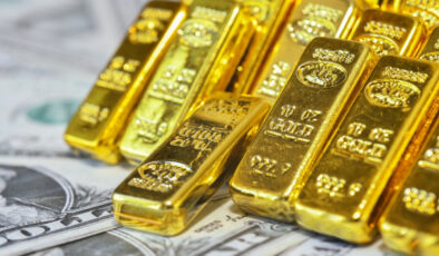 Altın Fiyatları Yükseldi: ABD Doları ve Tahvil Getirilerindeki Düşüş Altını Destekledi