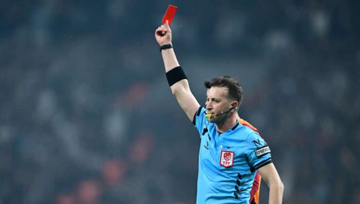 Fenerbahçe-Galatasaray Derbilerinde Kartlar Havada Uçuşuyor: Son 20 Maçta 15 Kırmızı Kart!