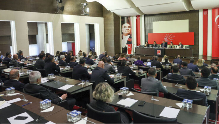 CHP Parti Meclisi (PM) Tüzük Değişikliklerini Görüşecek: Yargıtay Bildirimi ve Bağışlanma Talepleri Masada