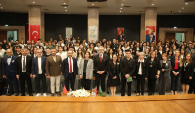 Doğa Koleji Öğrencileri Geleceğin Çözümlerini Doğa BAP Konferansı’nda Sergiledi