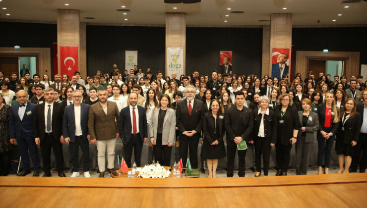 Doğa Koleji Öğrencileri Geleceğin Çözümlerini Doğa BAP Konferansı’nda Sergiledi