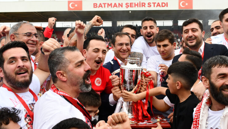 Batman Petrolspor 24 Yıl Sonra 1. Lig’de! Şampiyonluk Coşkusu Şehirde Bayram Havası Yarattı