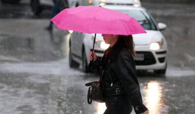 Meteoroloji’den Kritik Uyarı: Türkiye’yi Yağışlar Bekliyor, Bazı Bölgelerde Şiddetli Tehlike!