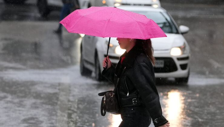 Meteoroloji’den Kritik Uyarı: Türkiye’yi Yağışlar Bekliyor, Bazı Bölgelerde Şiddetli Tehlike!