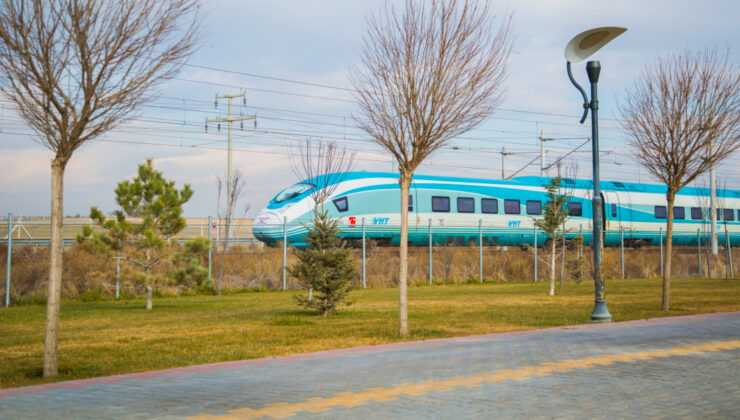 Ankara-Sivas YHT Hattı Üçüncü Yılında 2.4 Milyon Yolcuya Hizmet Verdi: Kombine Taşımacılıkla Ağ Genişliyor