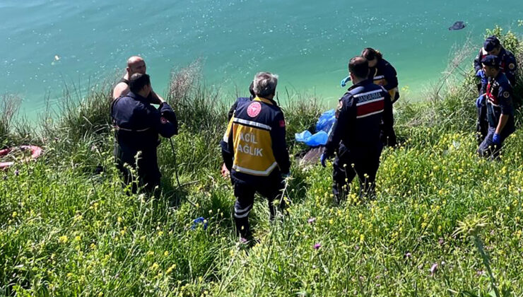 Adana’da Sulama Kanalında Kadın Cesedi Bulundu: Olay Yeri İncelemesi ve Soruşturma Başlatıldı
