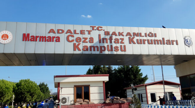 Ekrem İmamoğlu Davasında Yeni Gelişmeler: 27. Duruşma Başlıyor, Tahliyeler ve Uzayan Duruşmalarla Süreç Devam Ediyor