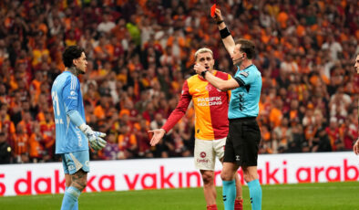 Galatasaray-Fenerbahçe Derbisi: Tartışmalı Pozisyonlar Eski Hakemlerin Gözünden Değerlendirildi