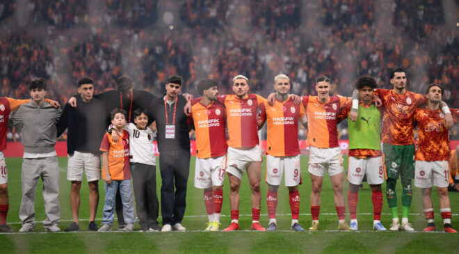 Galatasaray’dan Şampiyonluk Sinyali: Derbi Zaferi ve Yorumlarla Maç Analizi