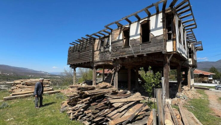 Kastamonu’nun Tarihi Mirası Yok Oluyor: Hanönü’ndeki Hüseyin Bey Konağı Yıkılıyor