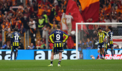 Fenerbahçe’de Tedesco Dönemi Sona mı Eriyor? Galatasaray Mağlubiyeti ve Şampiyonluk Hayallerine Darbe