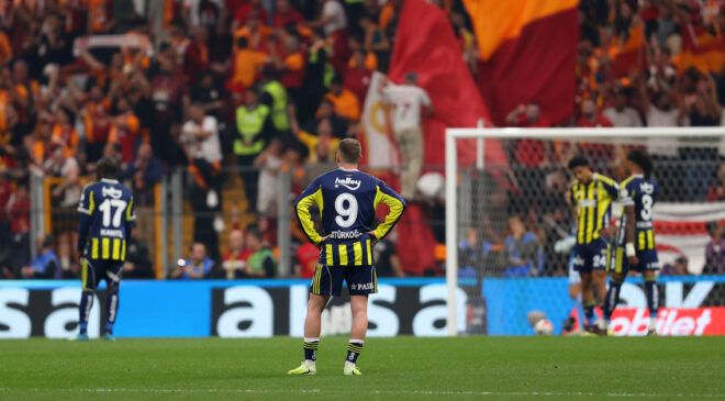 Fenerbahçe’de Tedesco Dönemi Sona mı Eriyor? Galatasaray Mağlubiyeti ve Şampiyonluk Hayallerine Darbe