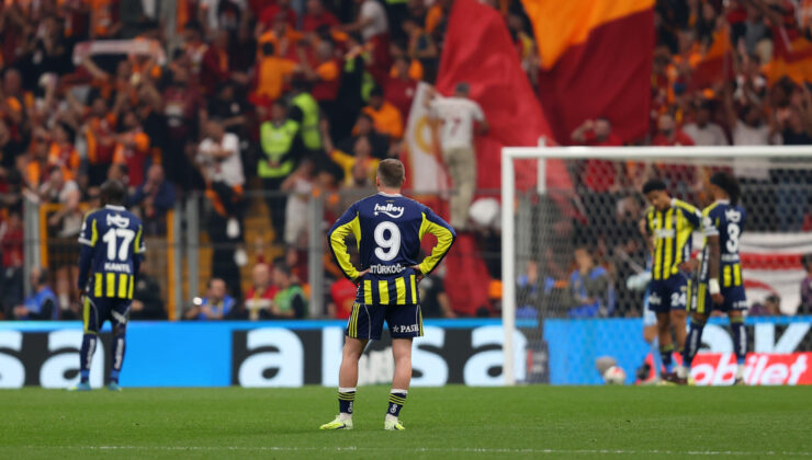 Fenerbahçe’de Tedesco Dönemi Sona mı Eriyor? Galatasaray Mağlubiyeti ve Şampiyonluk Hayallerine Darbe
