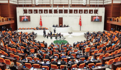 TBMM’de ‘Afet Riski Altındaki Alanların Dönüşümü’ Teklifi Gündeminde: Muhalefetten Eleştiriler, İktidardan Destek
